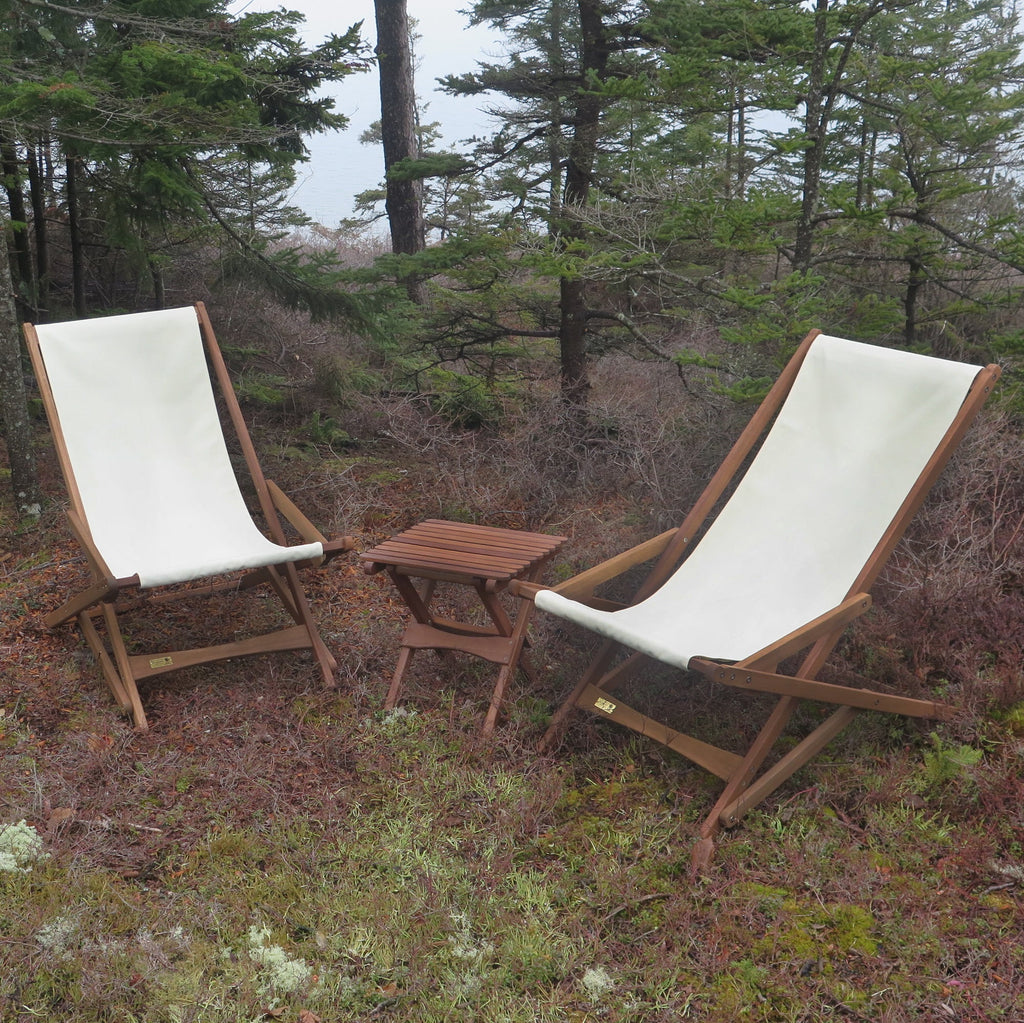 38" Wooden and White Fabric Outdoor Folding Glider Chair F32145