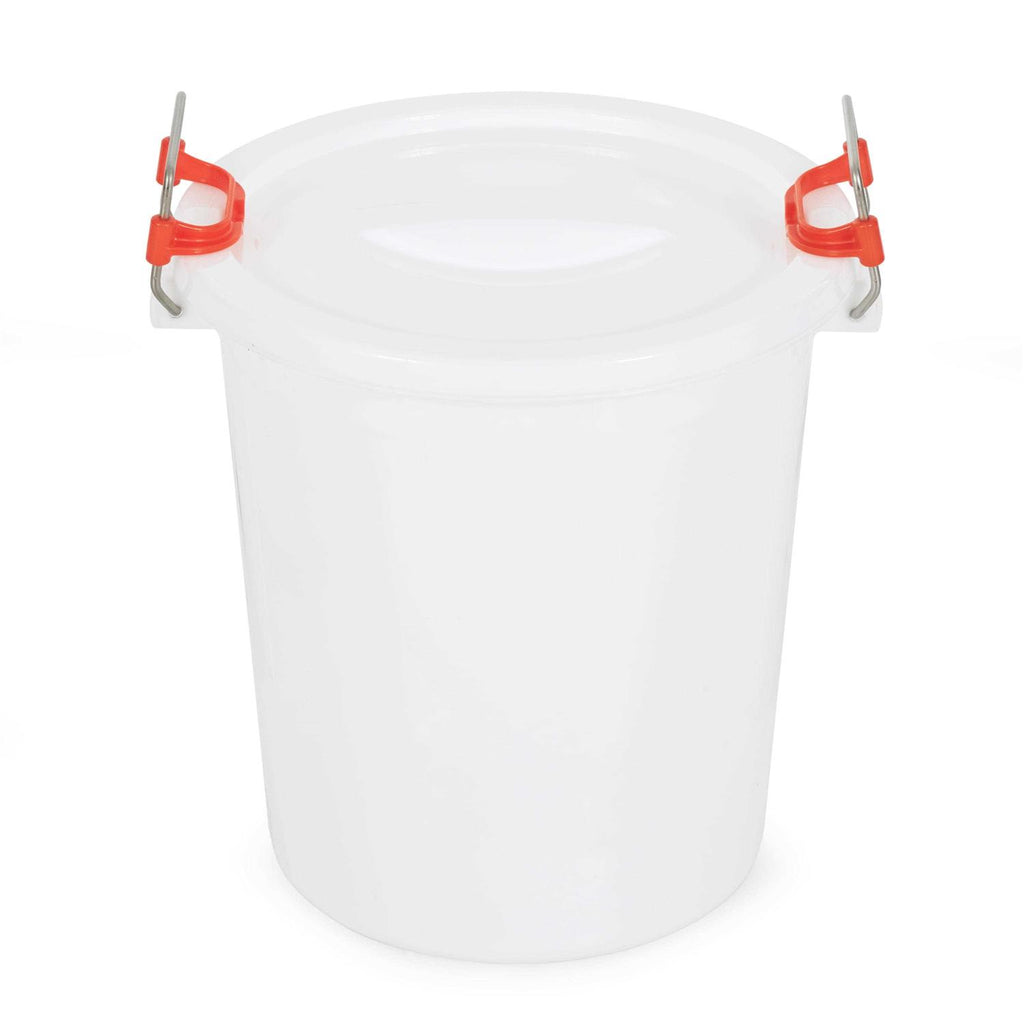 7 Gallon Feed and Seed Storage Pail with Locking Lid O6862