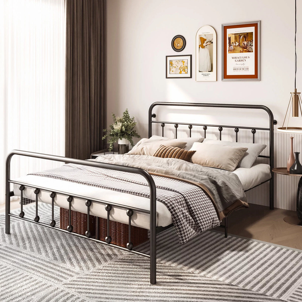 Queen Size Black Metal Bed Frame with Headboard and Footboard O58352