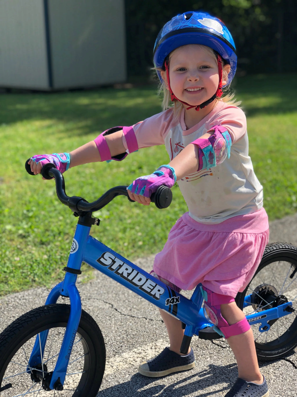 14x Sport Balance Bike Awesome Blue B61230