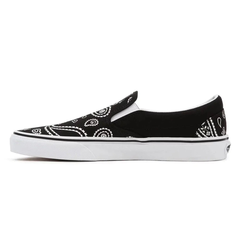 Black Slip-on Shoes K812
