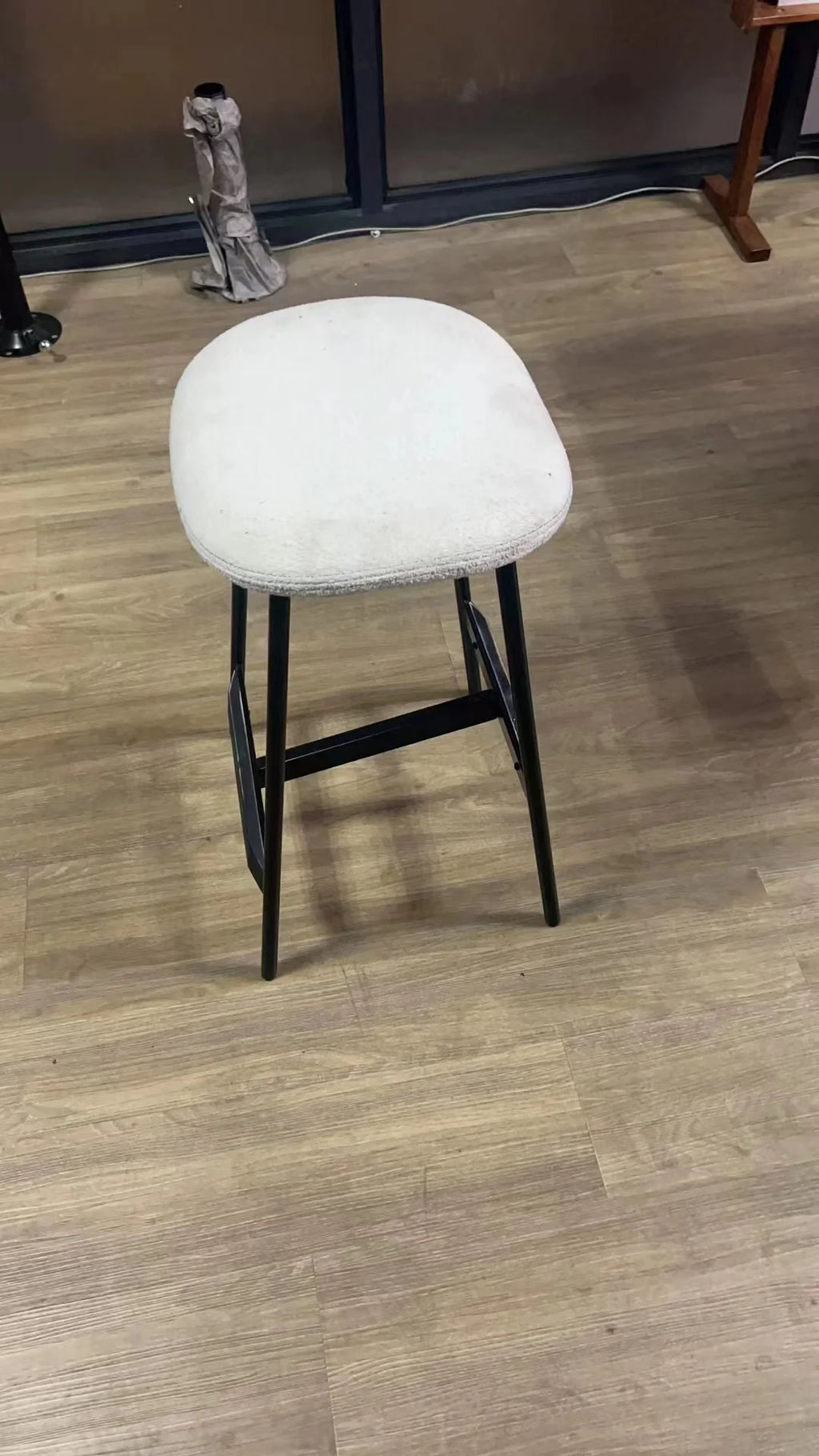 Bonded Leather Armchair with Metal Legs W2015