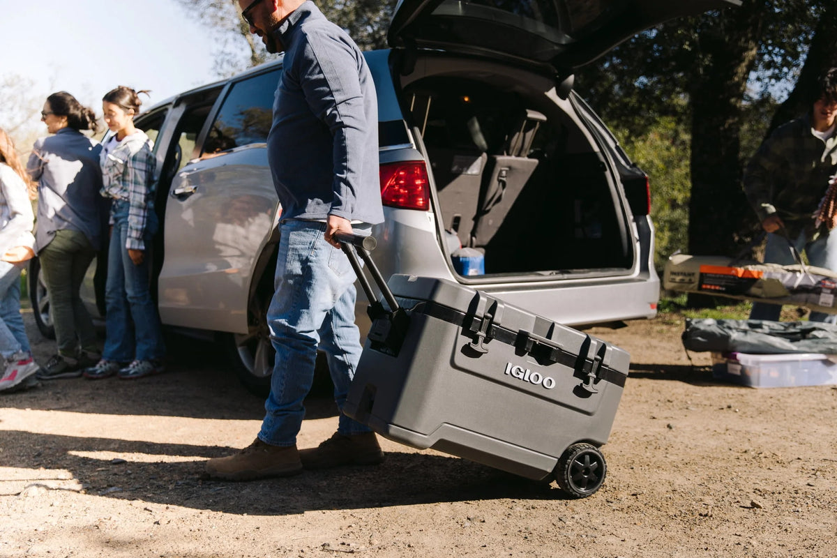 72 Quart Ice Chest Cooler with Wheels K274